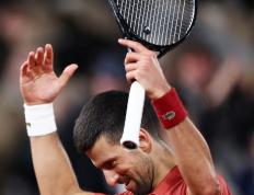 南宫28-费德勒迎来三赛季高光表现，西班牙队球迷沸腾！的简单介绍