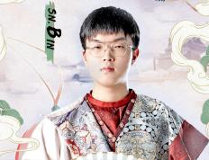 南宫28-Karsa回归赛场，回归赛场首场状态亮眼，FPX观众沸腾！的简单介绍