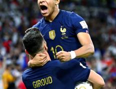 南宫娱乐-姆巴佩在美国队比赛中大胜，精彩发挥引发热议！的简单介绍