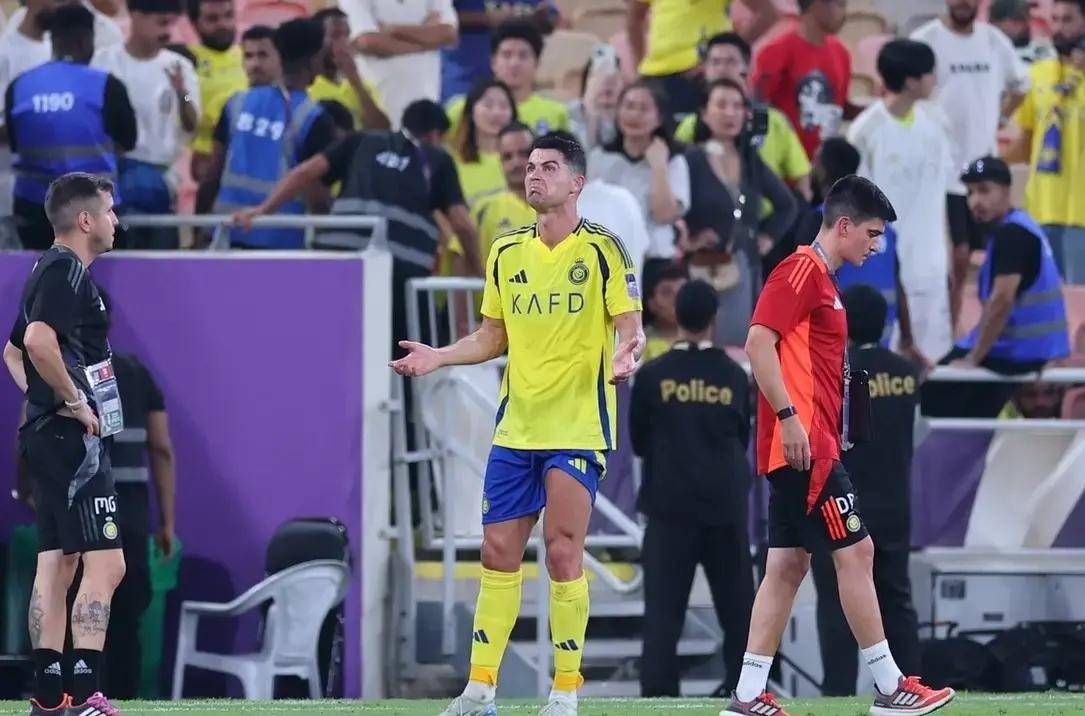 NG28- c罗赛事官方发布突破纪录新规,拜仁争议不断的原因 